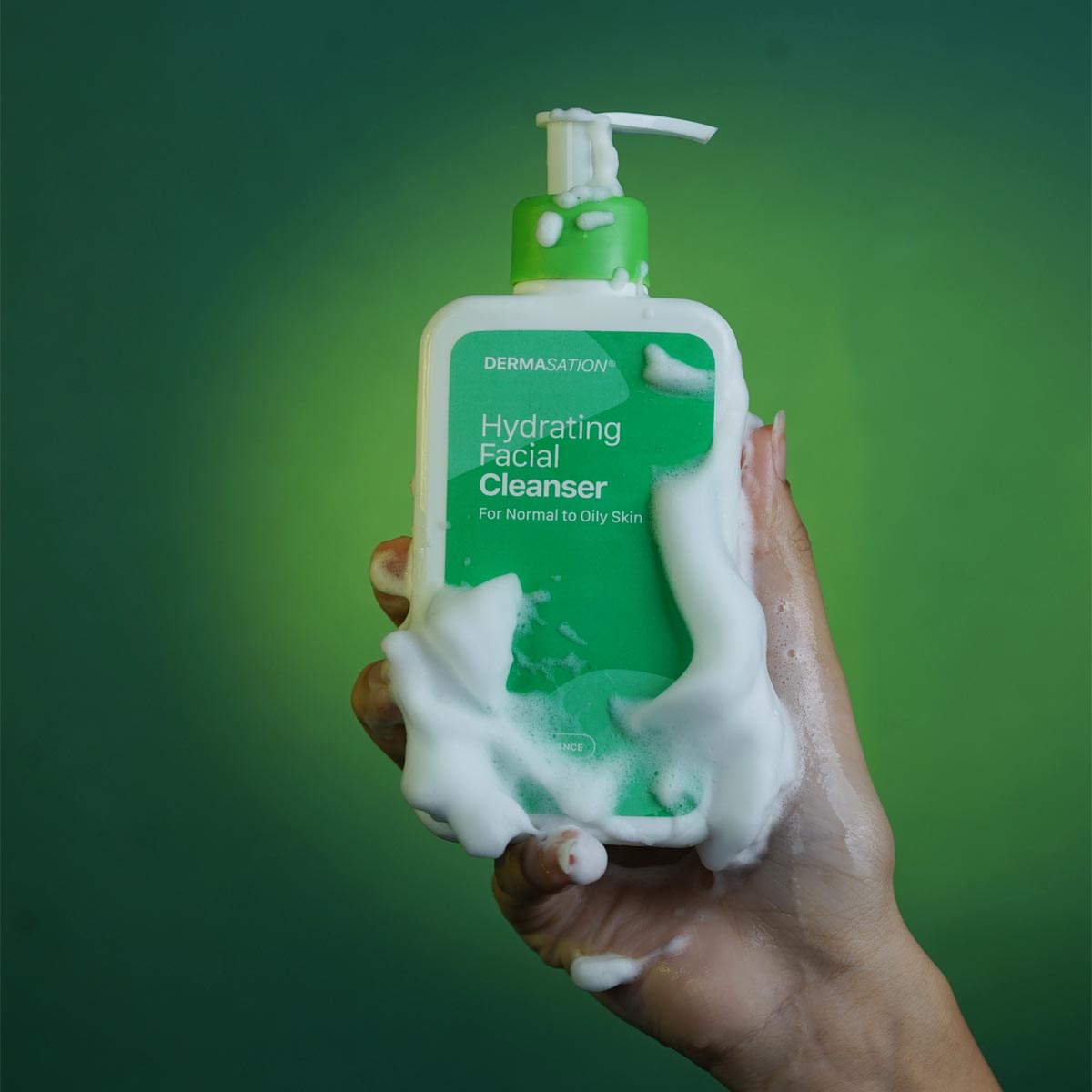 Hydrating Facial Cleanser 237ML
